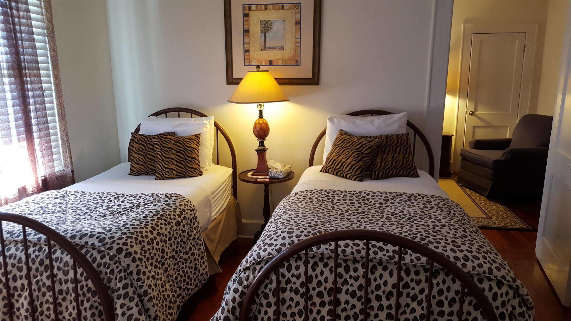 Putnam Lodge Hotel And Spa Cross City エクステリア 写真