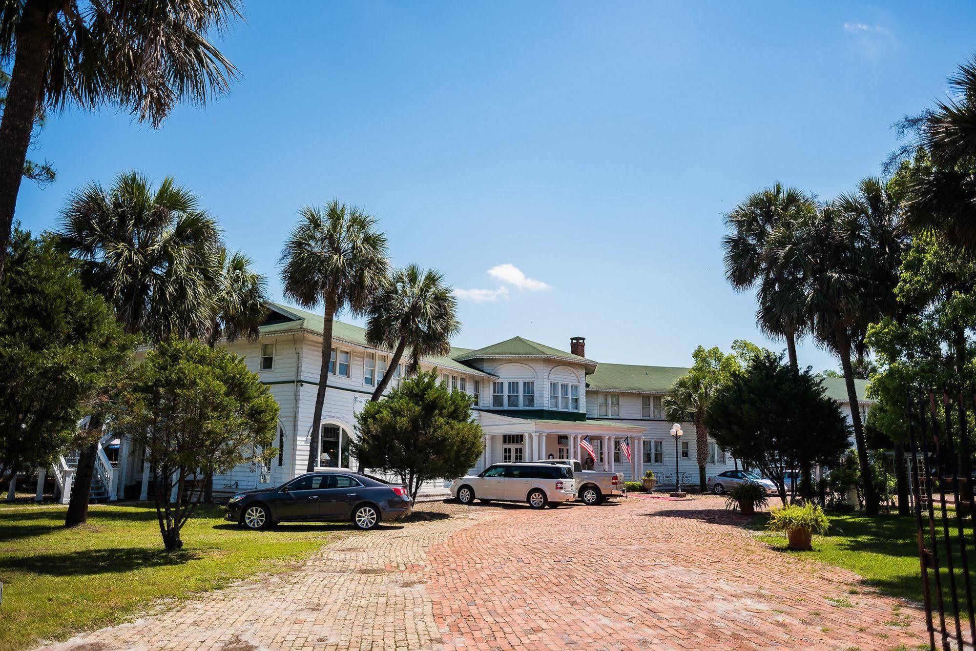 Putnam Lodge Hotel And Spa Cross City エクステリア 写真